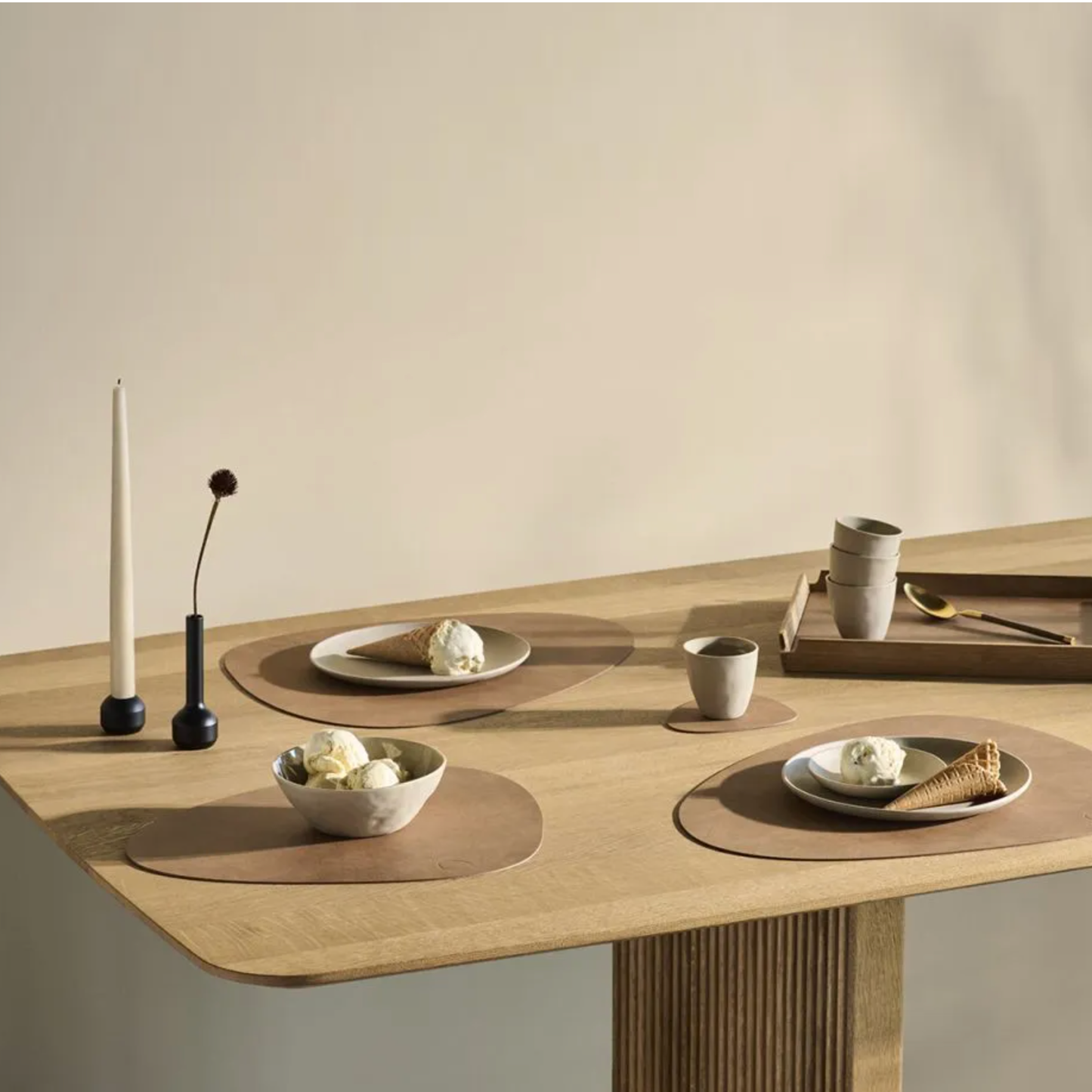 Lind DNA - 4 set de table + 4 sous verre OFFERTS Brown