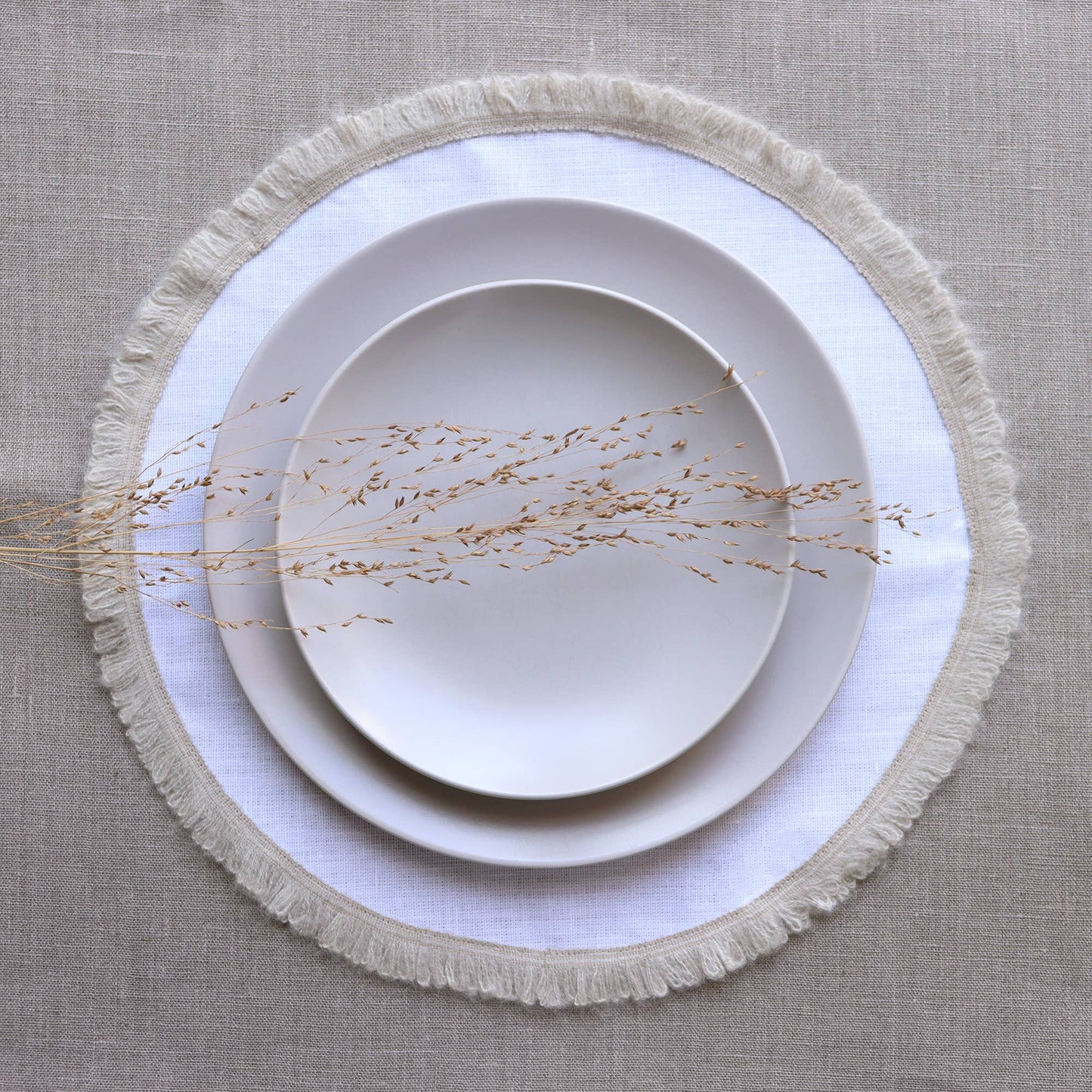 Sets de table en lin naturel - frange beige